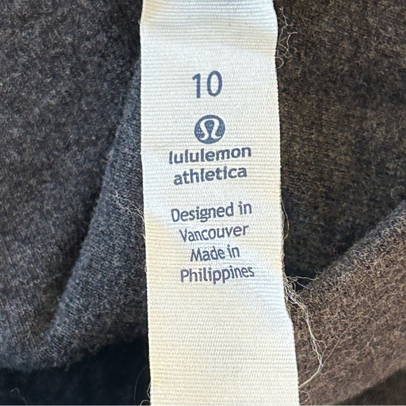 Lululemon On The Double Pullover Sweatshirt Womens 10 Gray Athletic Cowl Neck‎ - Picture 2 of 13